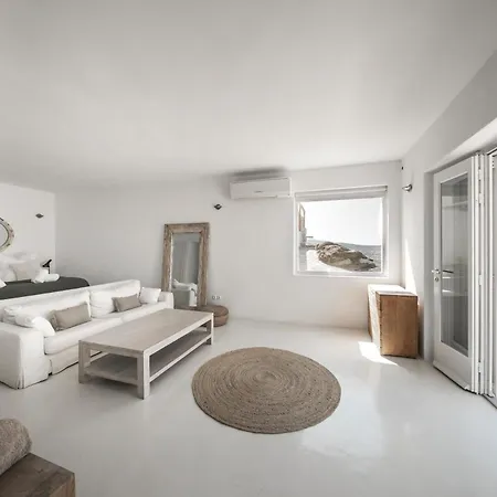 Joy Mykonos Boutique * Ano Mera