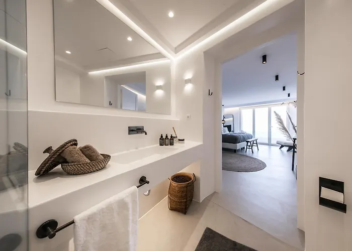 Joy Mykonos Boutique *