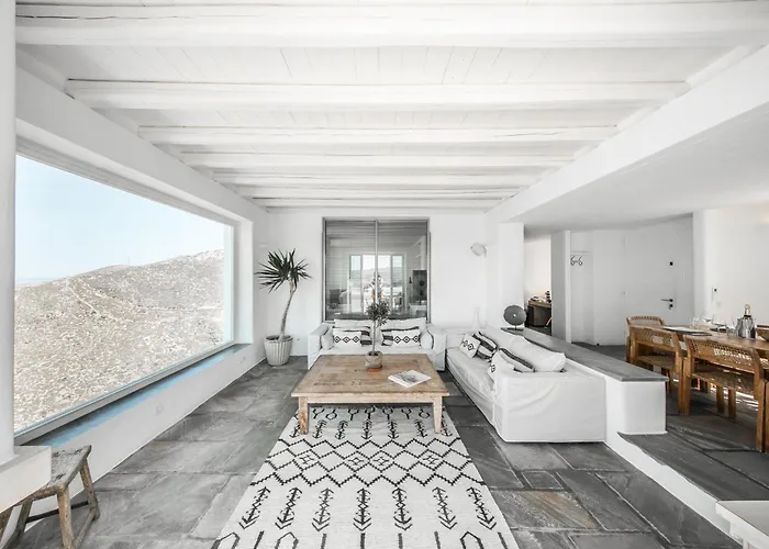 Joy Mykonos Boutique Ano Mera