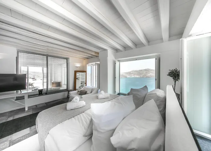 Joy Mykonos Boutique *