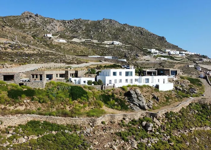 Joy Mykonos Boutique Ano Mera