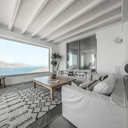 Joy Mykonos Boutique * Ano Mera